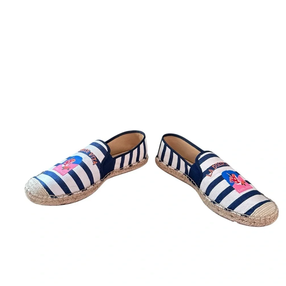 Talbots izzy embroidered
